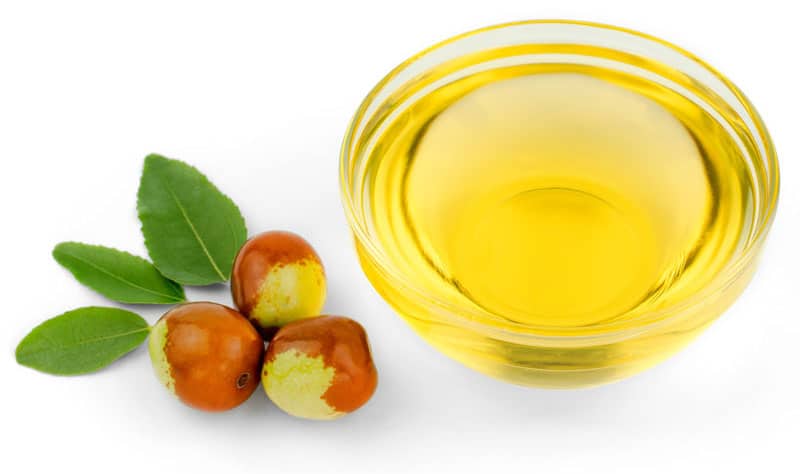 jojoba oil in bowl